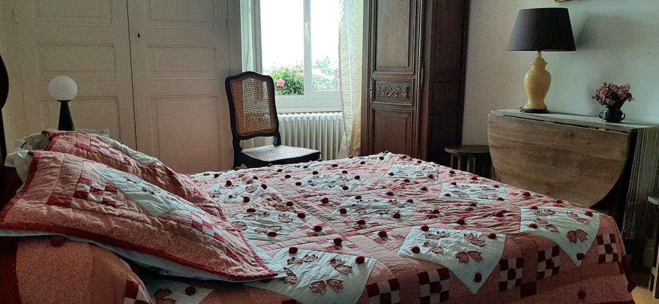 Chez Babeth Hotel Poule-les-Echarmeaux Bilik gambar